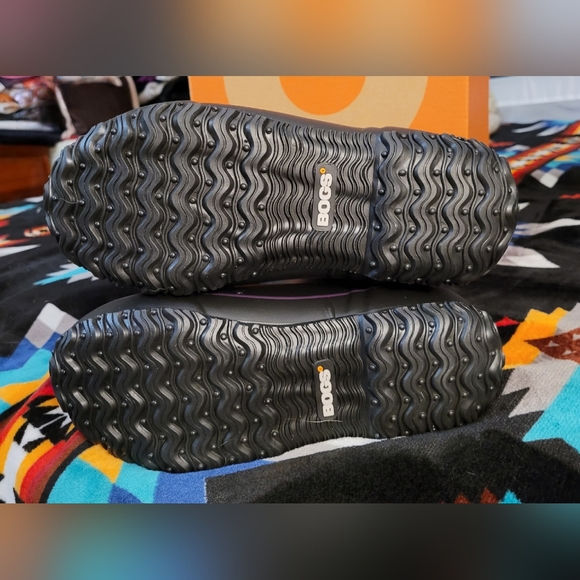 NEW Ladies BOGS Classic Neoprene Floral Design Sz US 7 NWT - Picture 6 of 10